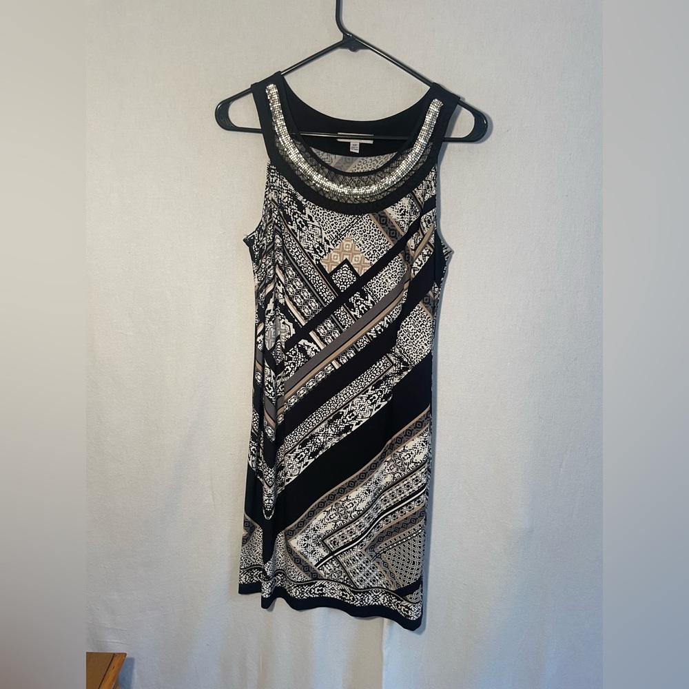 Sandra Darren Black and White Sheath Midi Dress